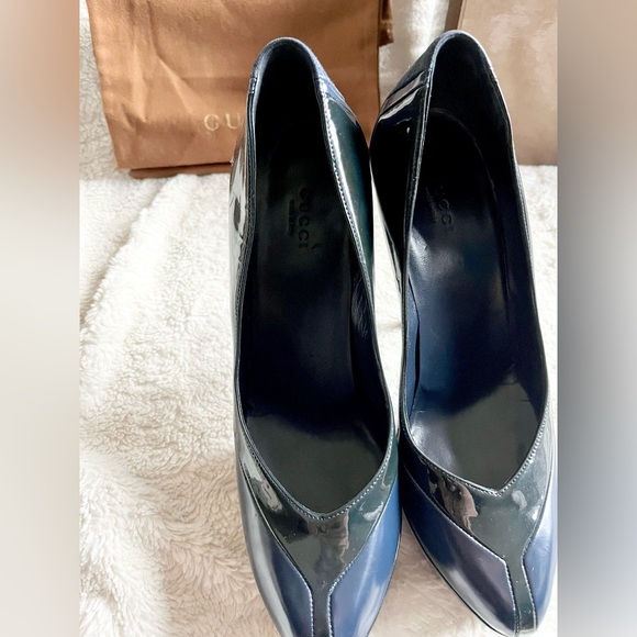 Gucci Authentic Black Blue Patent Leather Stiletto High Heels Shoes Size 39✨ - Picture 3 of 9